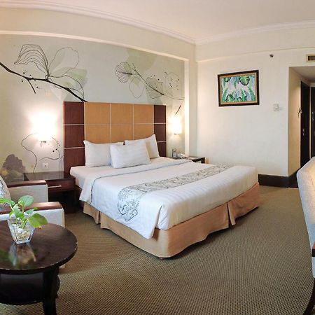 מדאן Emerald Garden International Hotel מראה חיצוני תמונה