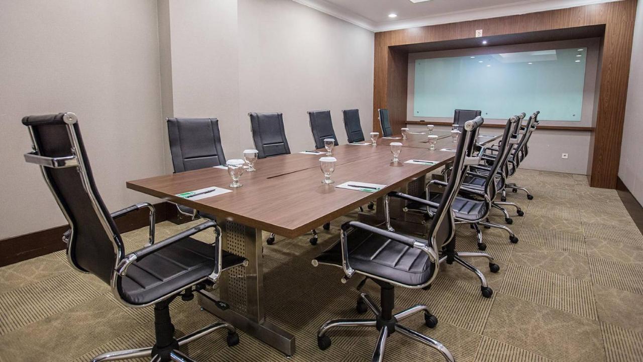 מדאן Emerald Garden International Hotel מראה חיצוני תמונה