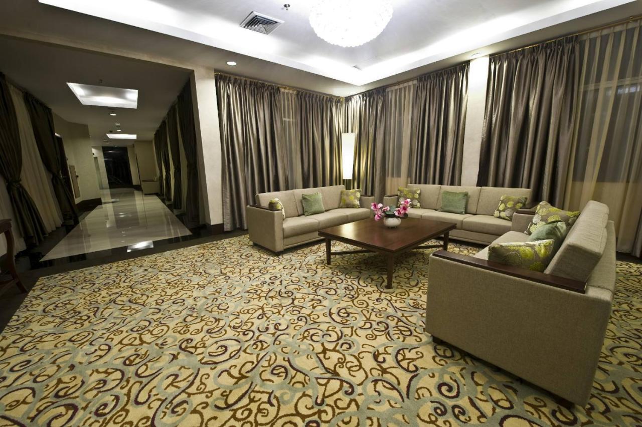 מדאן Emerald Garden International Hotel מראה חיצוני תמונה