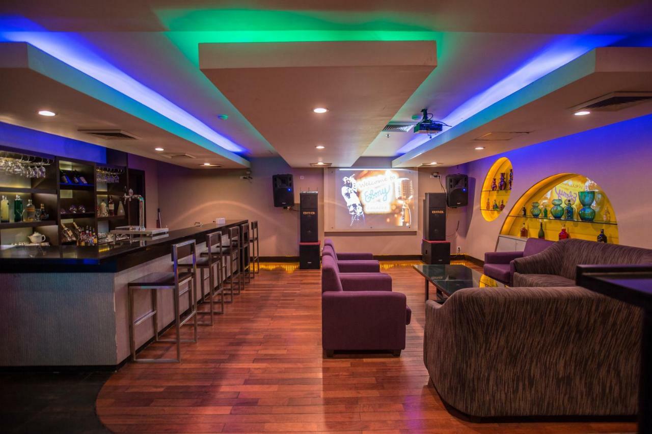 מדאן Emerald Garden International Hotel מראה חיצוני תמונה